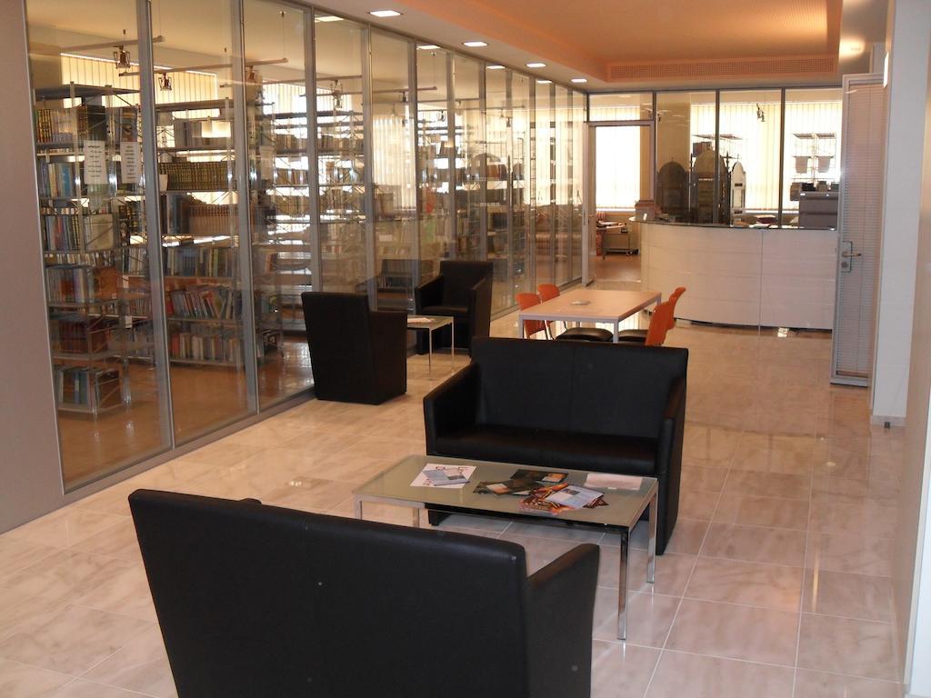 HéberGement du POD La Chaux De Fonds Exterior foto